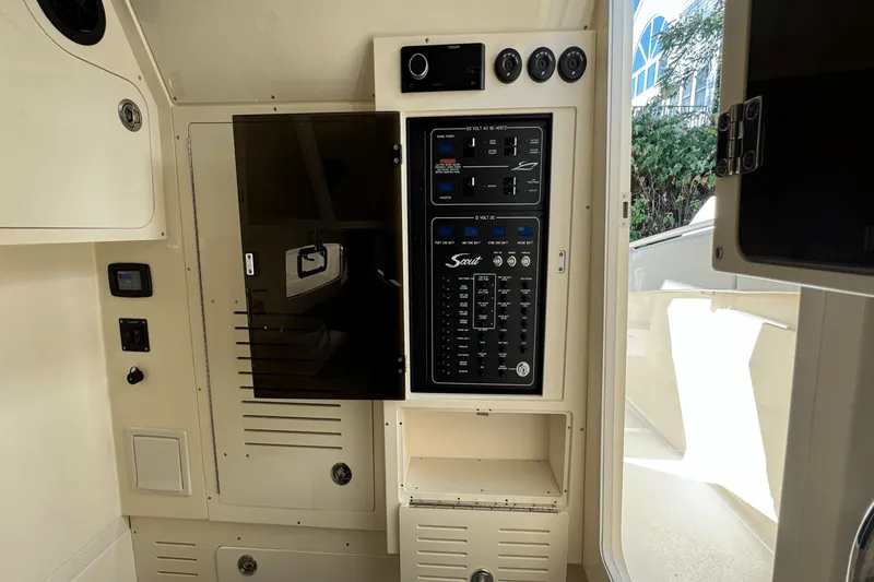 Slide: The Image of Scout 357 LXF 2025 - 61