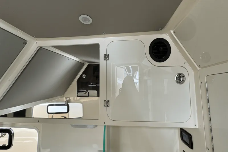 Slide: The Image of Scout 357 LXF 2025 - 69