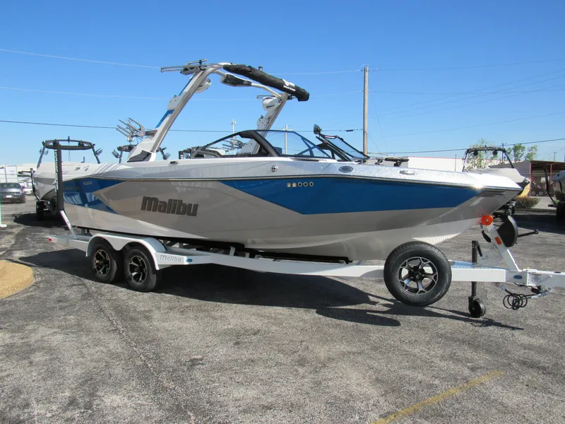 Slide: The Image of Malibu Wakesetter 23LSV 2026 - 5