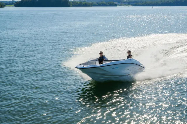 Slide: The Image of Yamaha SX180 2027 - 2