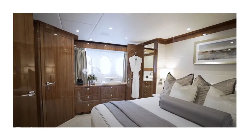 Slide: The Image of Hargrave Raised Pilothouse 2017 - 14