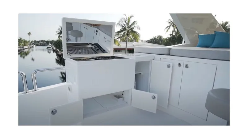 Slide: The Image of Hargrave Raised Pilothouse 2017 - 26