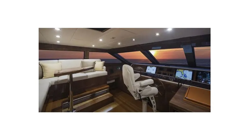 Slide: The Image of Hargrave Raised Pilothouse 2017 - 8