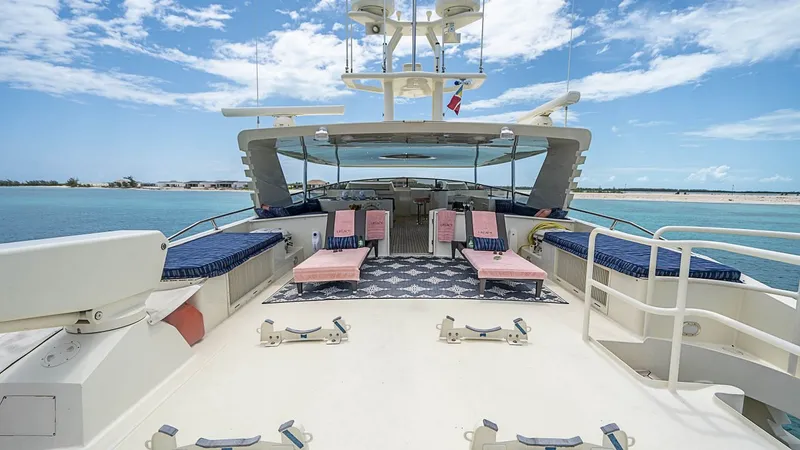 Slide: The Image of Broward Raised Pilothouse 2000 - 26