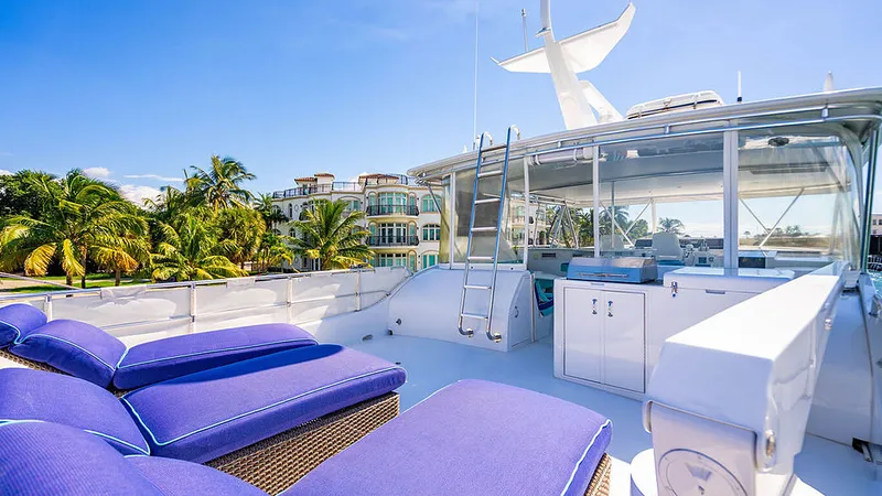 Slide: The Image of Hatteras Cockpit Motor Yacht 2003 - 24