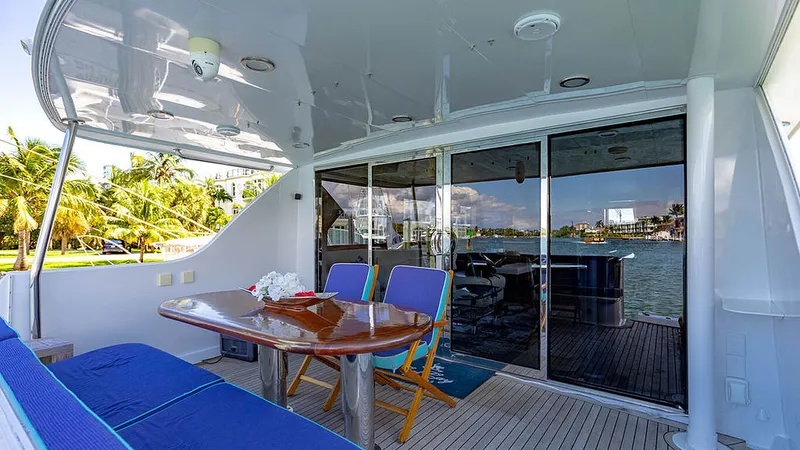 Slide: The Image of Hatteras Cockpit Motor Yacht 2003 - 26