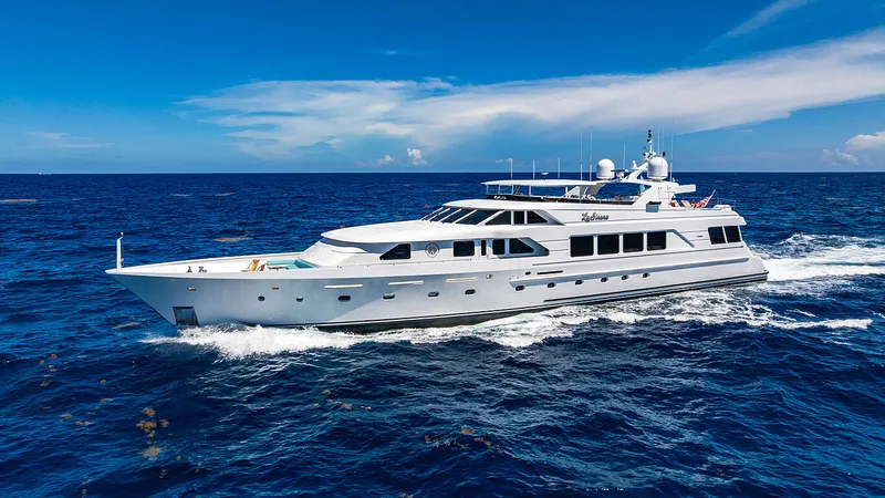Slide: The Image of Christensen Raised Pilothouse MY 2000 - 40