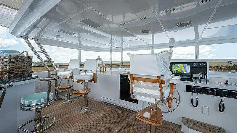 Slide: The Image of Christensen Raised Pilothouse MY 2000 - 29