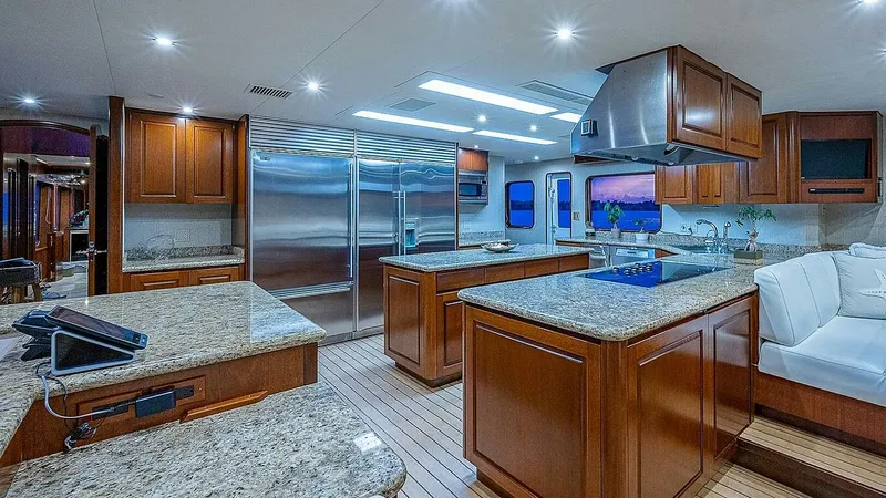 Slide: The Image of Christensen Raised Pilothouse MY 2000 - 10