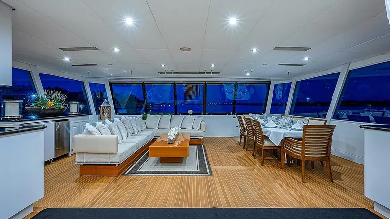 Slide: The Image of Christensen Raised Pilothouse MY 2000 - 3