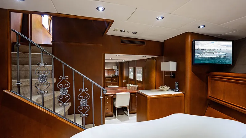 Slide: The Image of Broward Raised Pilothouse 2006 - 20