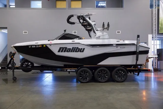 The Image of Malibu M230 2025 - 0