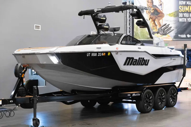 Slide: The Image of Malibu M230 2025 - 2