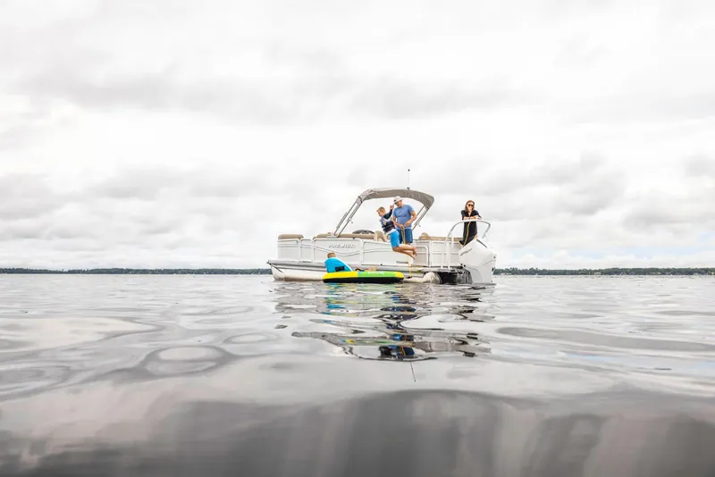 Slide: The Image of Premier 230 SUNSATION ANGLER 2027 - 8