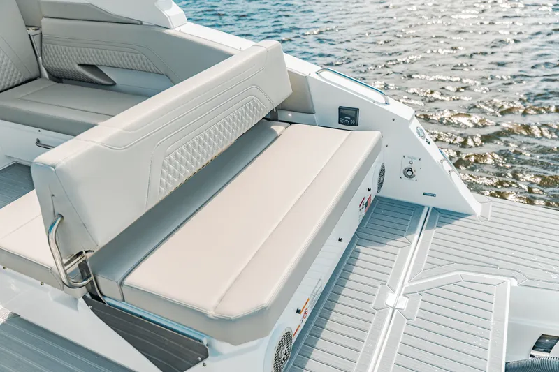 Slide: The Image of Cruisers Yachts 34 GLS Outboard 2025 - 36