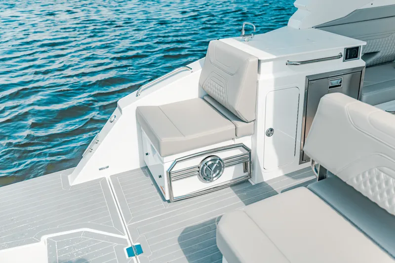 Slide: The Image of Cruisers Yachts 34 GLS Outboard 2025 - 37