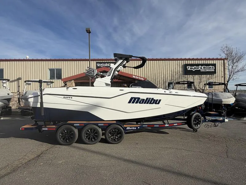 The Image of Malibu M242 2026 - 0