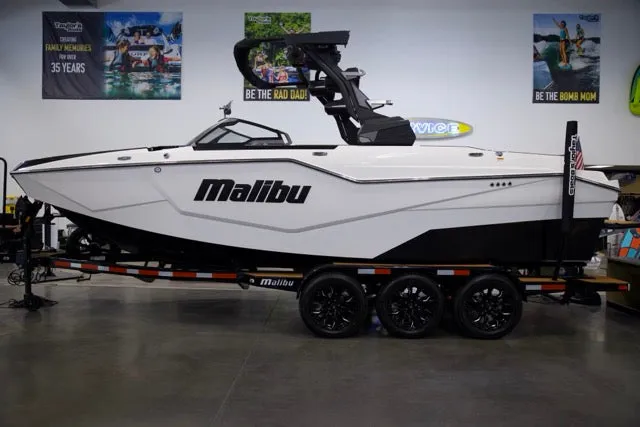 The Image of Malibu M242 2026 - 0