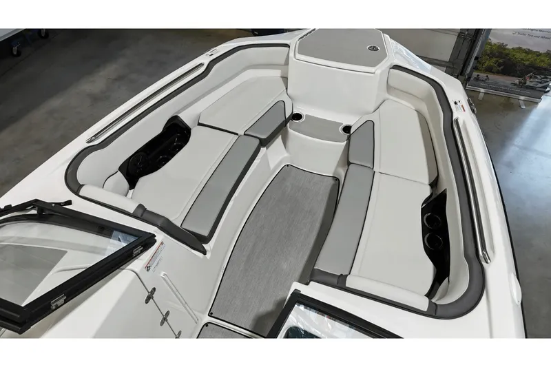 Slide: The Image of Yamaha AR250 2025 - 13