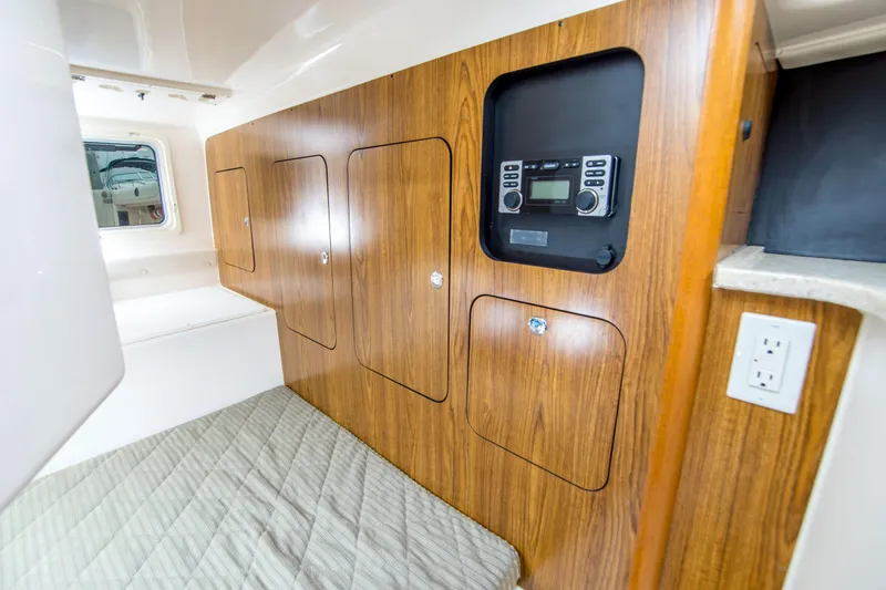 Slide: The Image of Pursuit OS 315 Offshore 2014 - 29