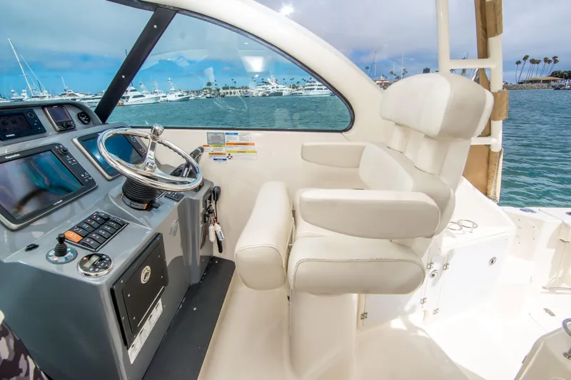 Slide: The Image of Pursuit OS 315 Offshore 2014 - 19
