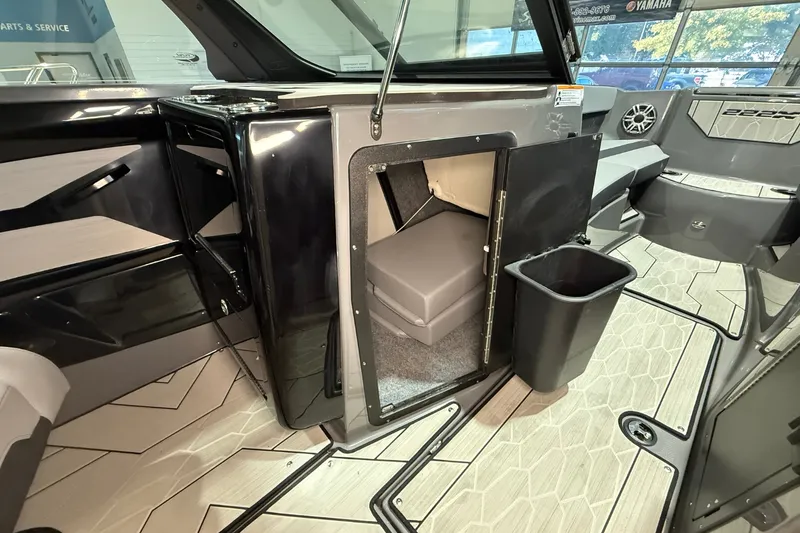 Slide: The Image of Yamaha 222XE 2025 - 14