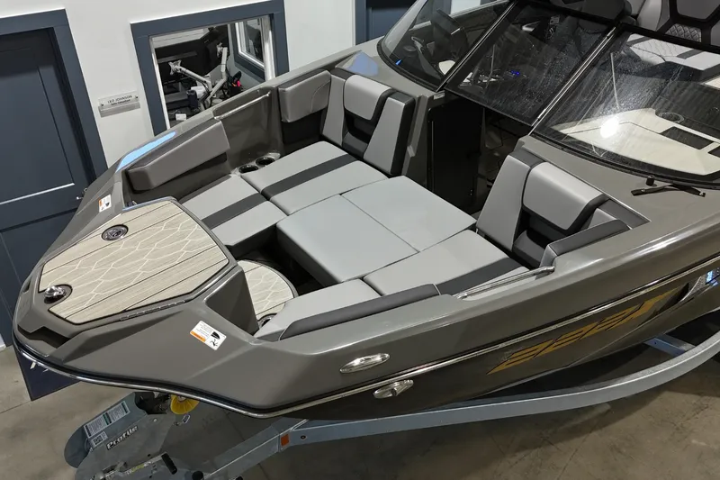 Slide: The Image of Yamaha 222XE 2025 - 22