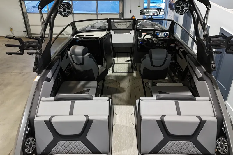 Slide: The Image of Yamaha 222XE 2025 - 9