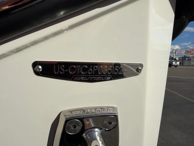 Slide: The Image of Nautique Paragon G23 2026 - 42
