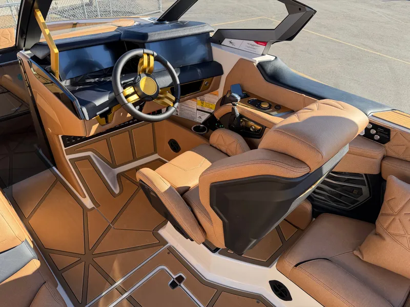 Slide: The Image of Nautique Paragon G23 2026 - 27