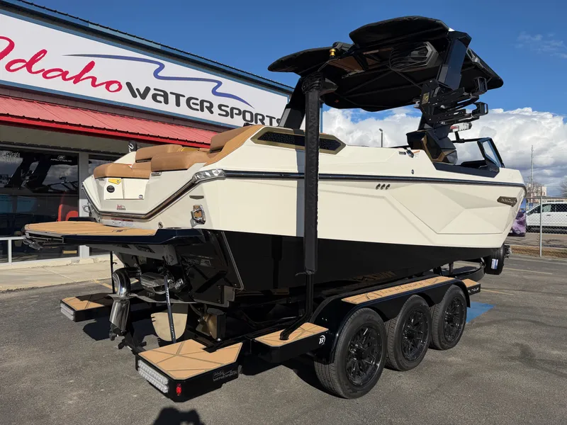 Slide: The Image of Nautique Paragon G23 2026 - 2