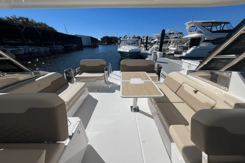 Slide: The Image of Aquila 32 2025 - 15