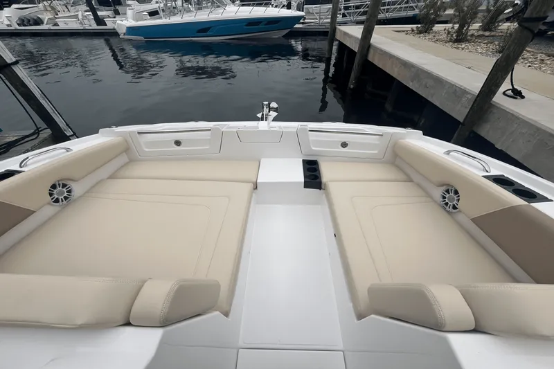 Slide: The Image of Aquila 32 2025 - 23