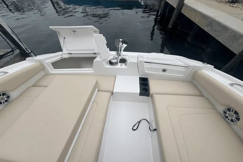 Slide: The Image of Aquila 32 2025 - 24