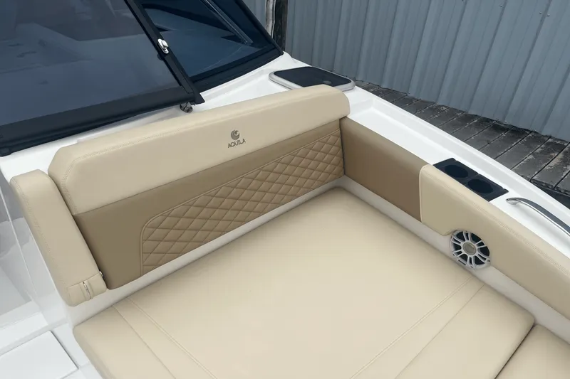 Slide: The Image of Aquila 32 2025 - 27