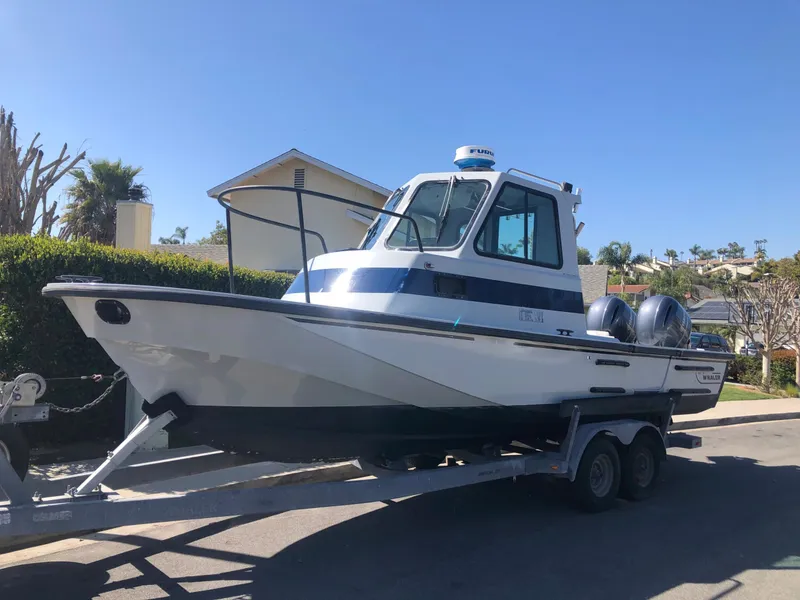 The Image of Boston Whaler Challenger 2001 - 0