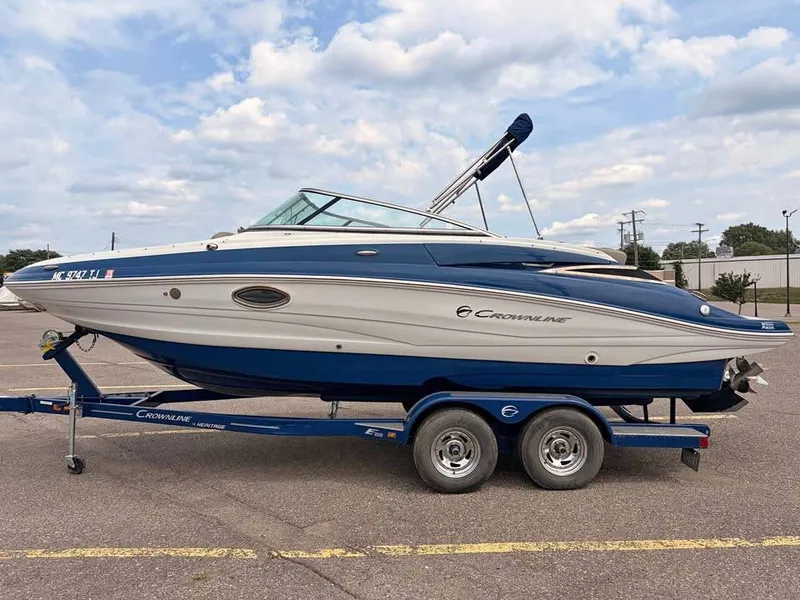 The Image of Crownline Boats Boats E22 2018 - 0