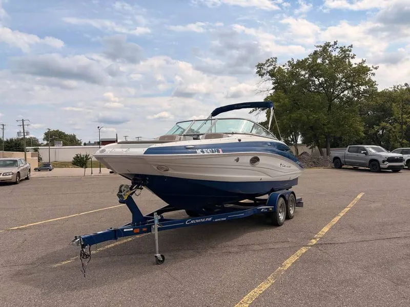 Slide: The Image of Crownline Boats Boats E22 2018 - 17