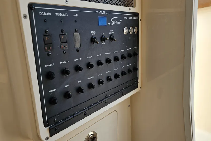 Slide: The Image of Scout 255 LXF 2020 - 37