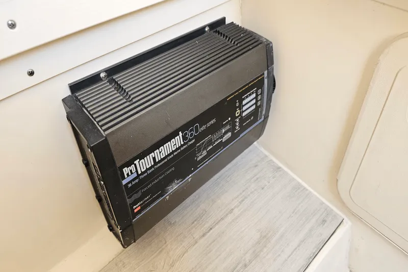 Slide: The Image of Scout 255 LXF 2020 - 39