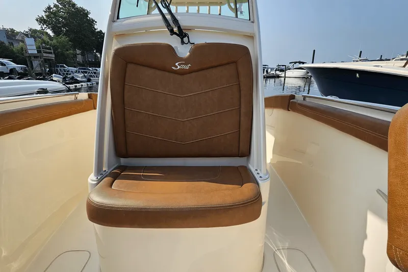 Slide: The Image of Scout 255 LXF 2020 - 47