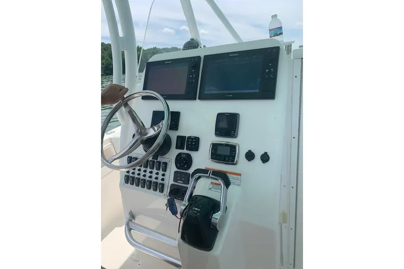Slide: The Image of Stamas 326 Tarpon 2016 - 8