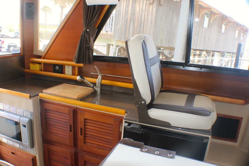 Slide: The Image of Cutwater C-28 2013 - 21