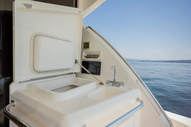 Slide: The Image of Riviera 53 Enclosed Flybridge 2012 - 28