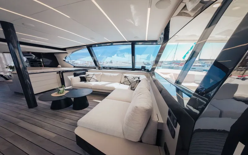 Slide: The Image of Wave Catamarans 60 2024 - 7