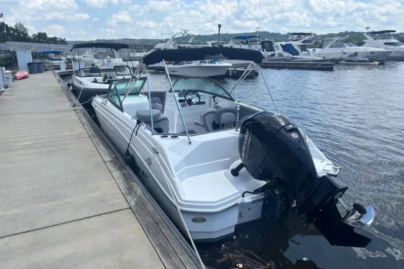 Slide: The Image of NauticStar 223 DC 2025 - 2