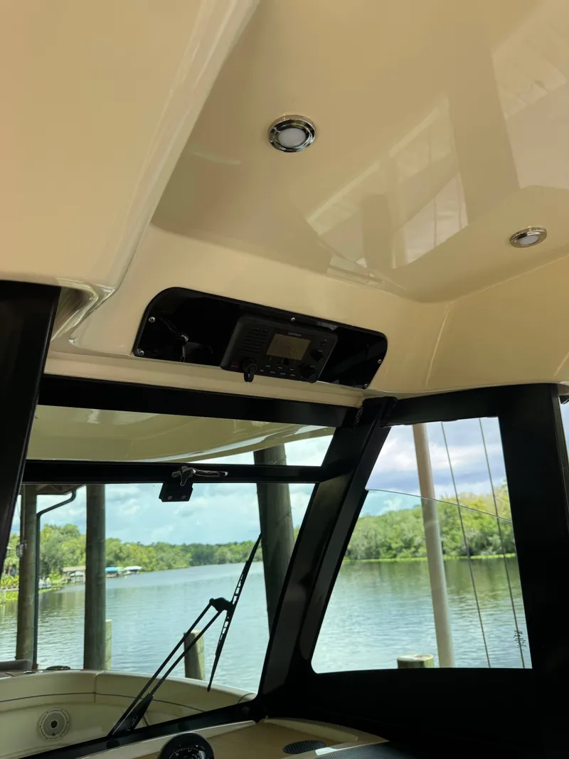 Slide: The Image of Chris-Craft CATALINA 24 2023 - 10