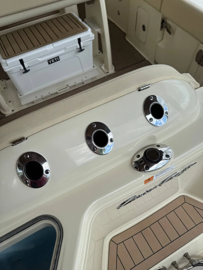 Slide: The Image of Chris-Craft CATALINA 24 2023 - 11