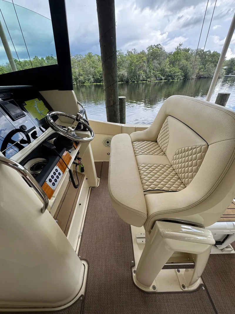 Slide: The Image of Chris-Craft CATALINA 24 2023 - 15