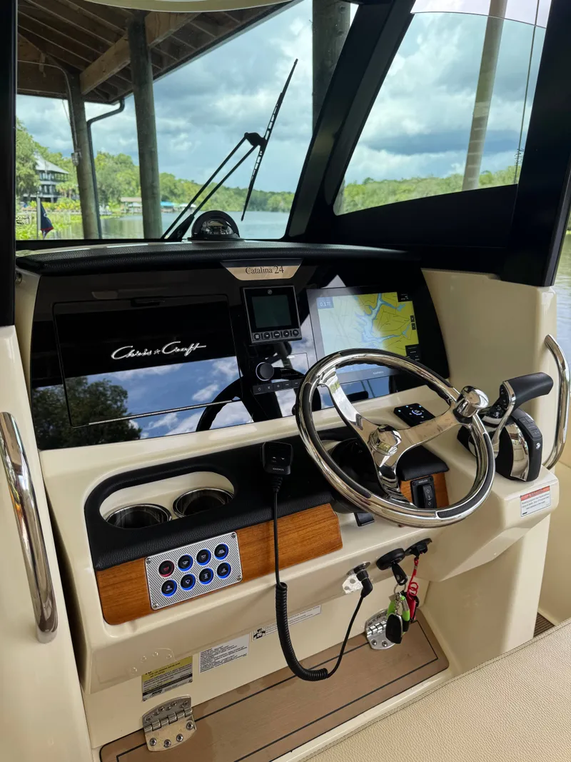 Slide: The Image of Chris-Craft CATALINA 24 2023 - 28